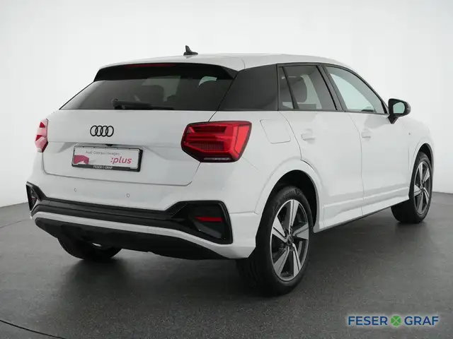 Audi Q2 view 2