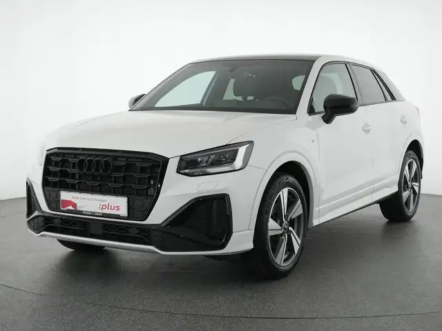 Audi Q2 view 14