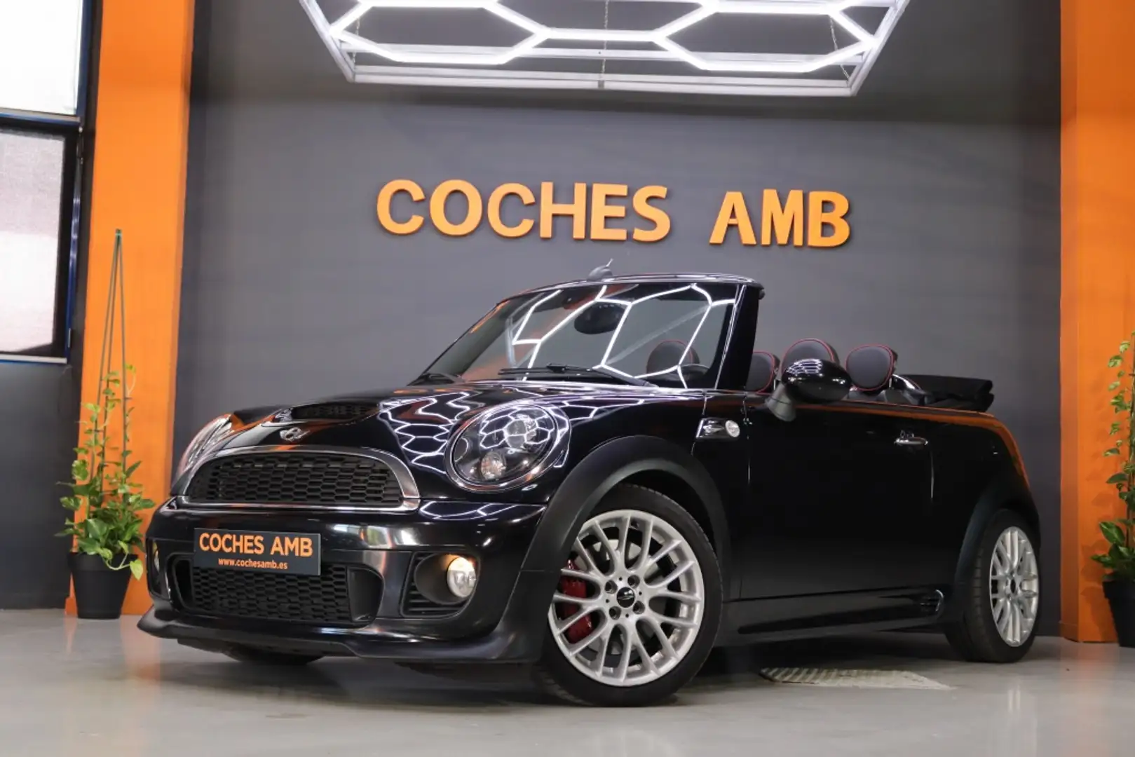 MINI John Cooper Works Cabrio Negro - 2