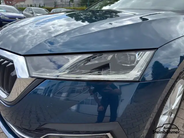 Skoda Octavia view 12