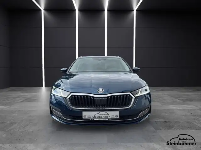 Skoda Octavia view 11