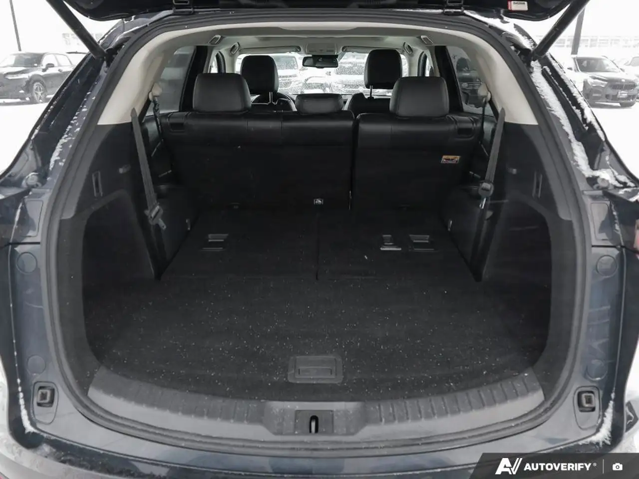Mazda CX-9 снимка Mazda CX-9