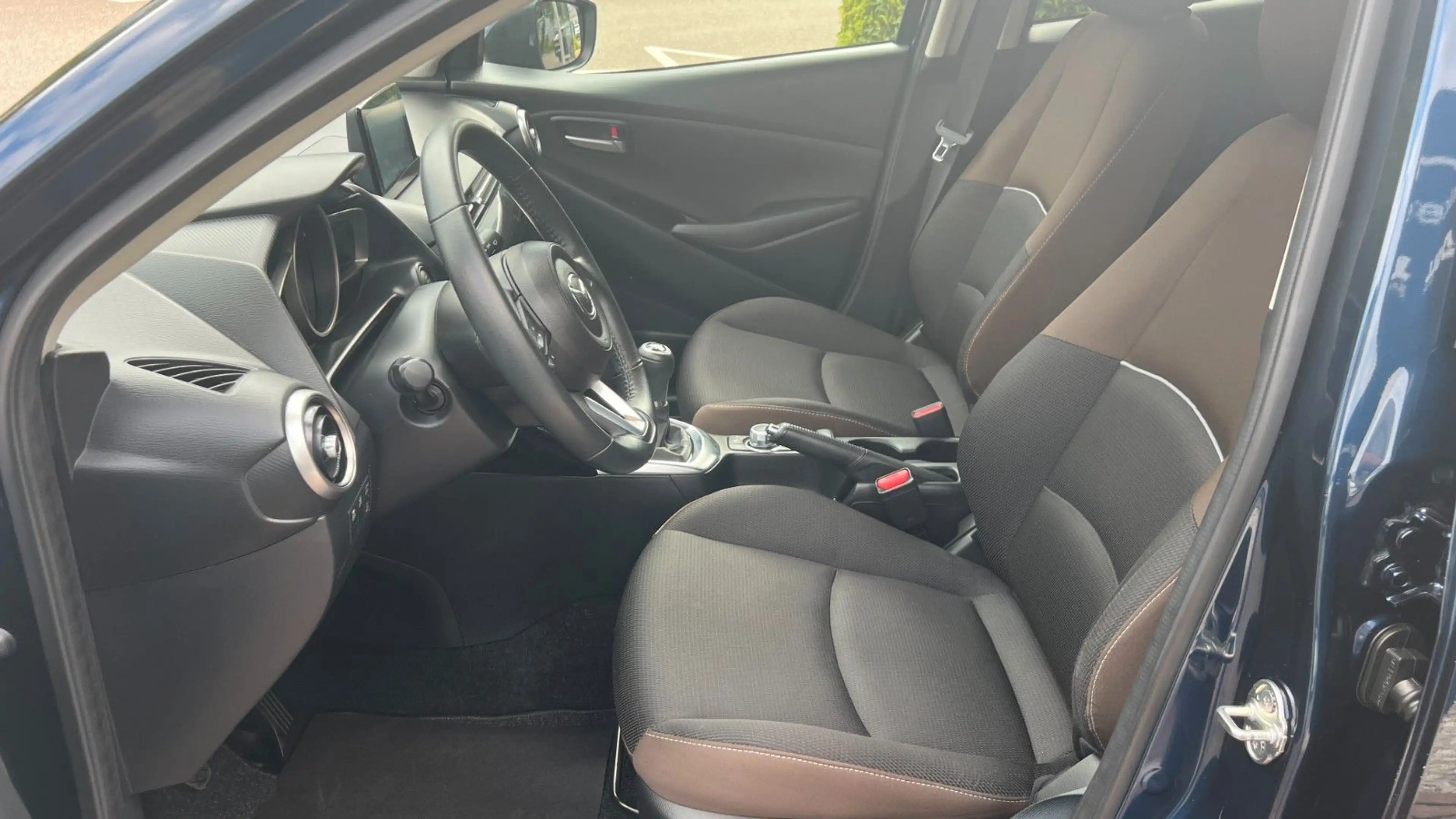 Mazda 2 Lim. Kizoku / gepflegt — photo 11