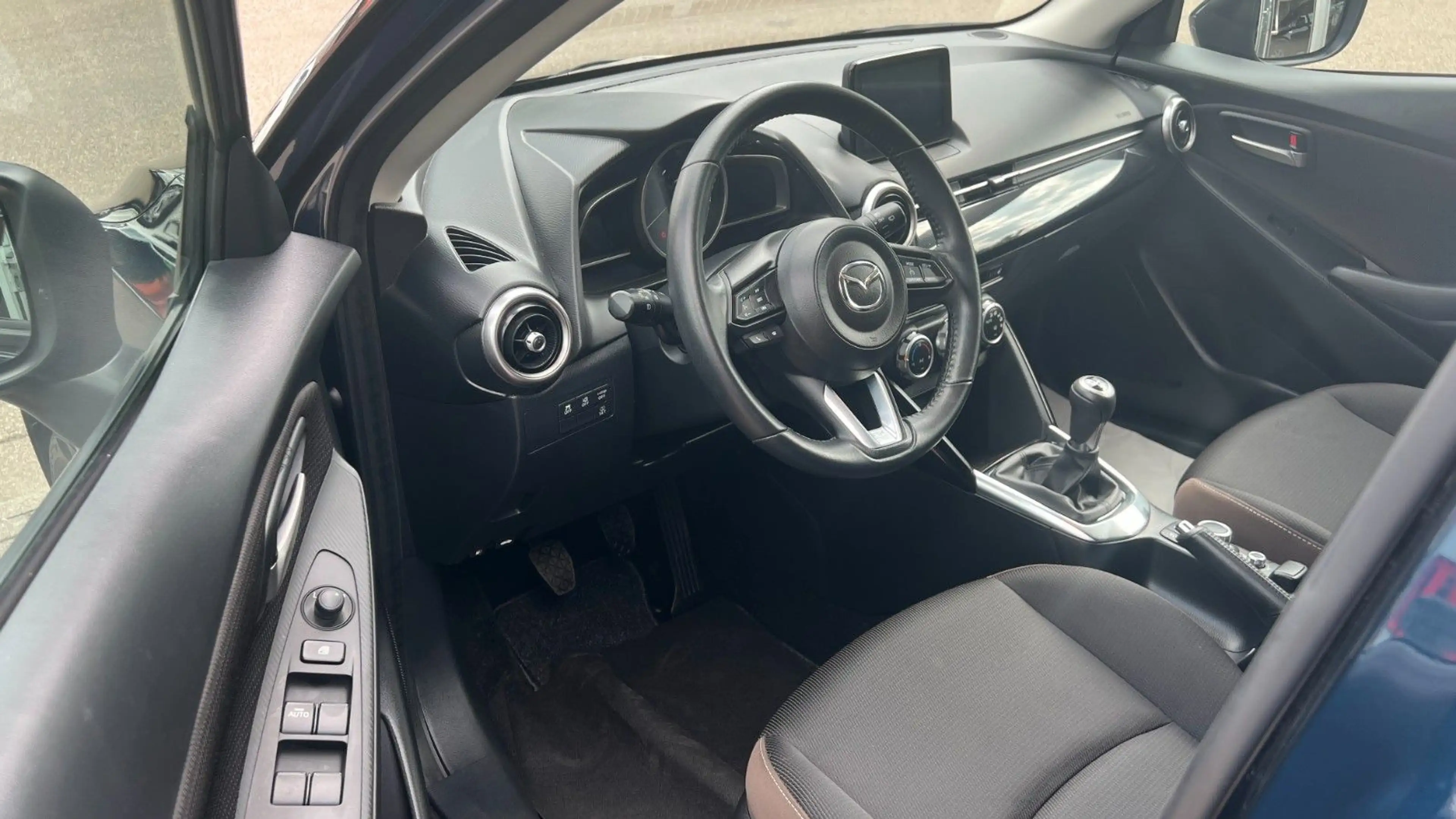 Mazda 2 Lim. Kizoku / gepflegt — photo 10