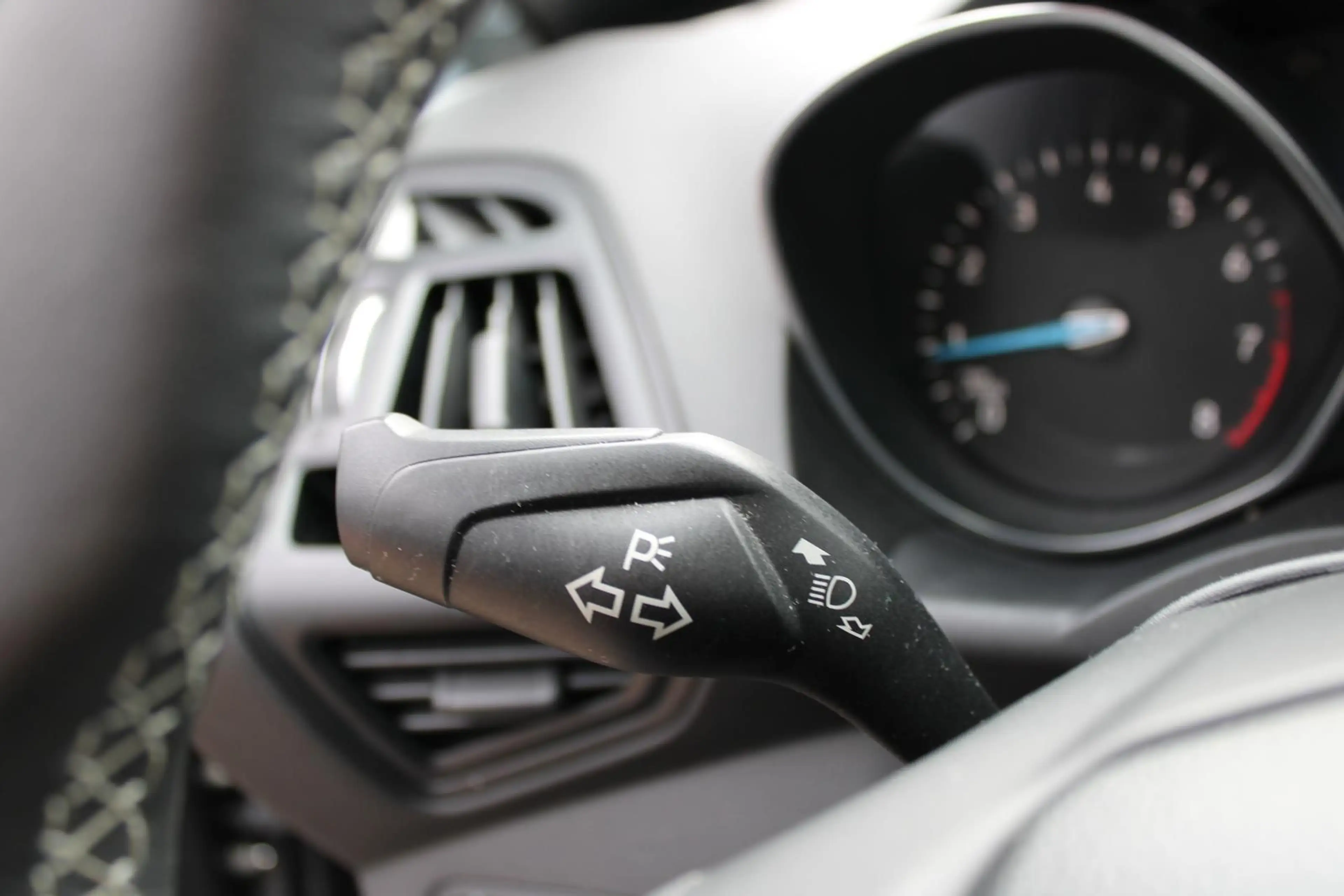 Ford C-Max Sport 1.5 EcoBoost Winterpaket Automatik — photo 14