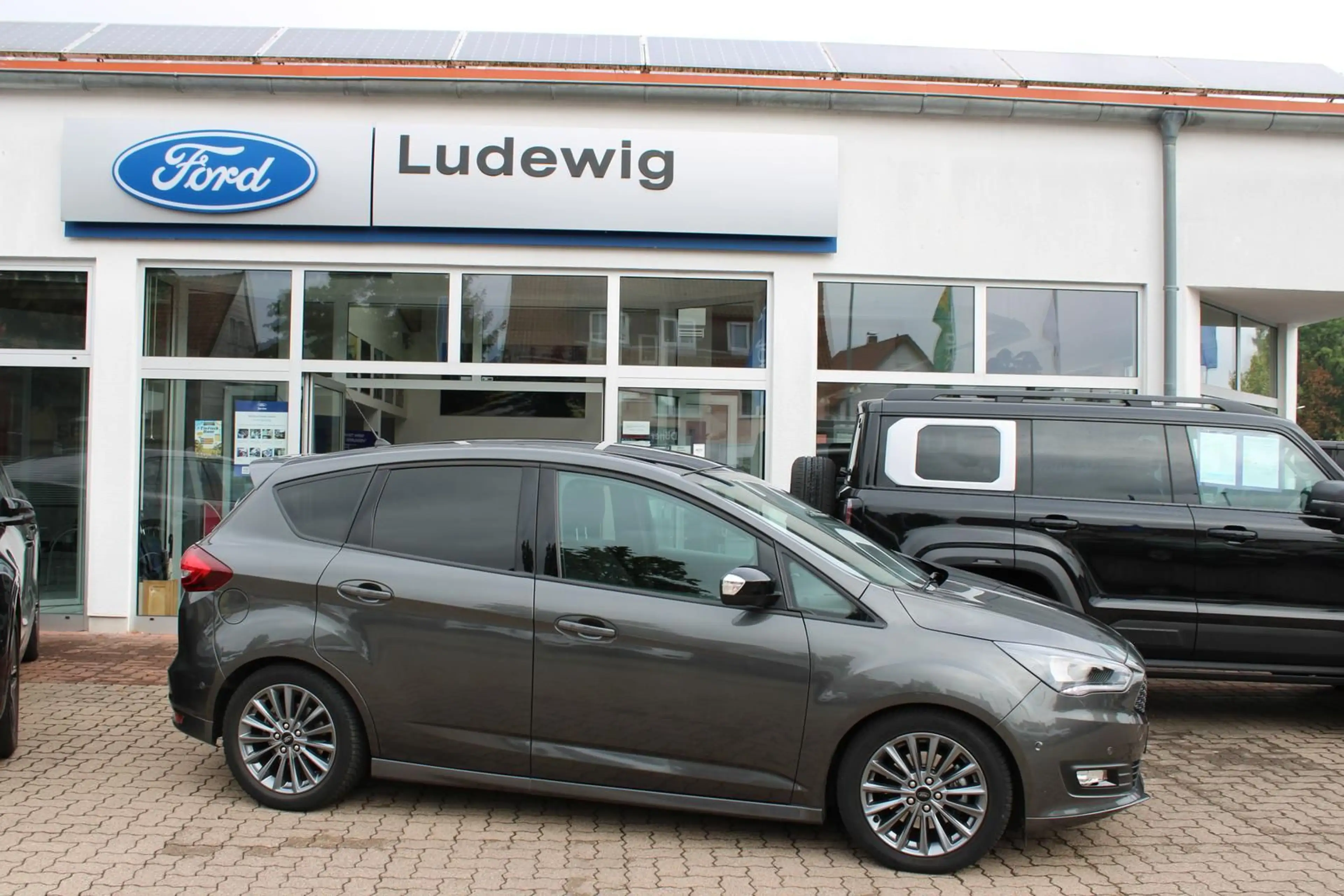Ford C-Max Sport 1.5 EcoBoost Winterpaket Automatik — photo 2