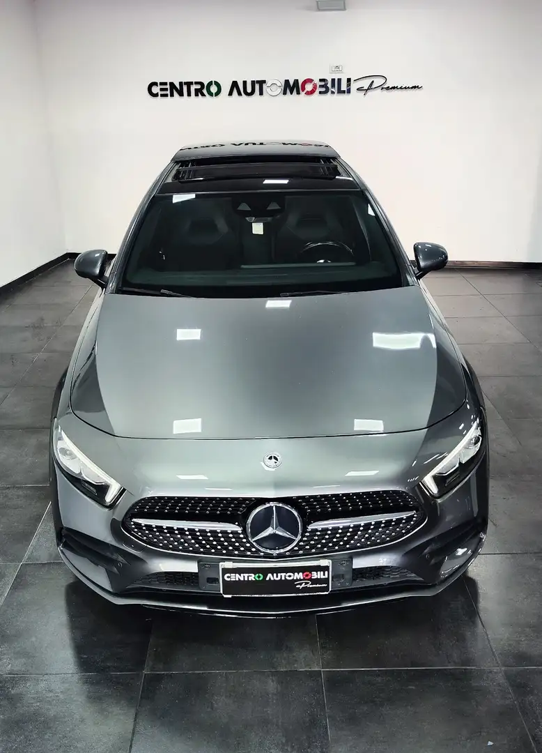Mercedes-Benz A 180 A 180 d 2,0 116CV Automatic Premium TETTO LED Gris - 2