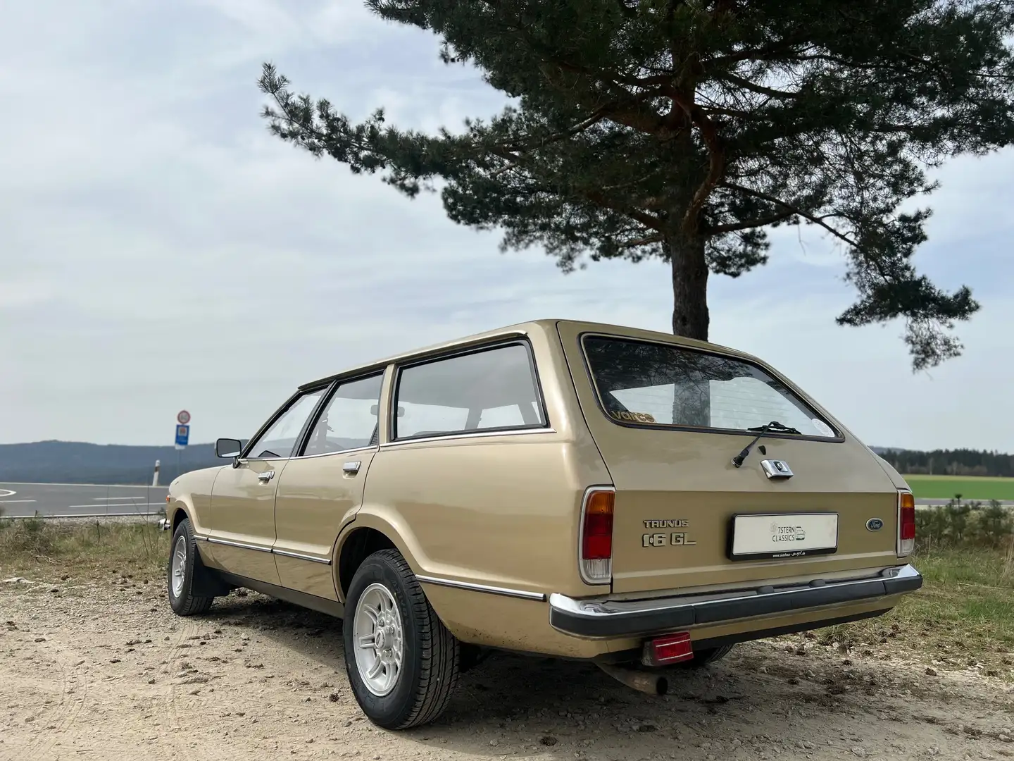 Ford Taurus Goud - 2