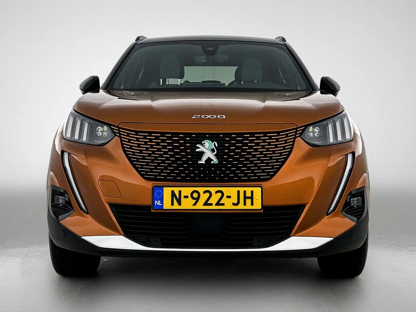 Peugeot e-2008 EV GT Pack 50 kWh 136pk Automaat | 1ste Eigenaar | Orange - 2