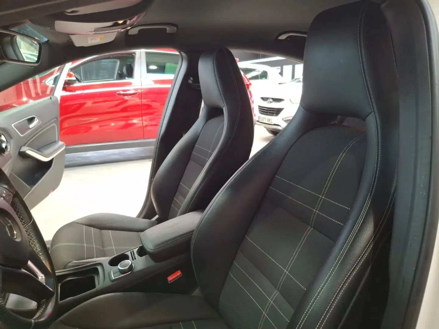 Mercedes-Benz A 200 200CDI BE Style 7G-DCT Blanc - 2