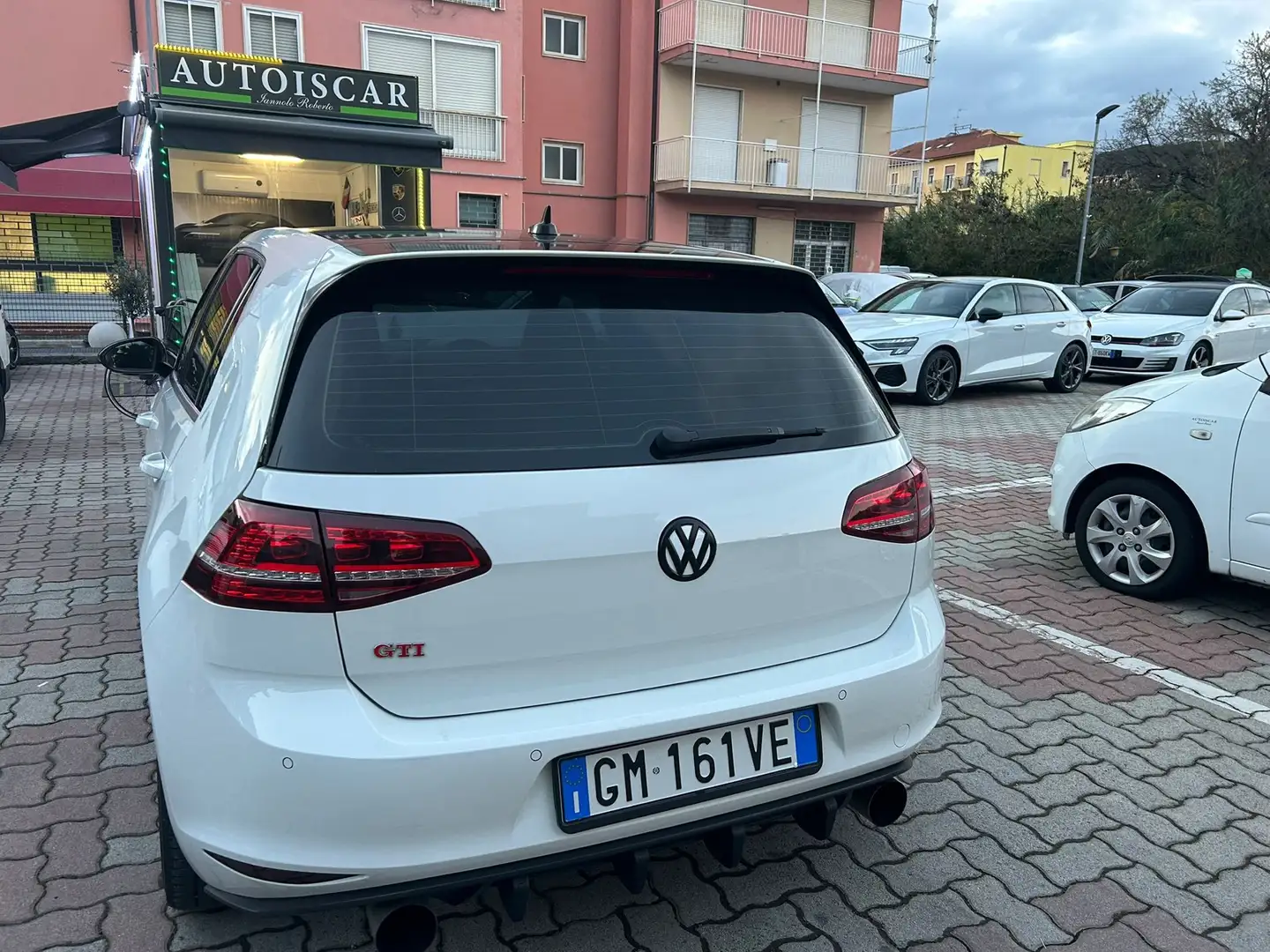 Volkswagen Golf GTI 5p 2.0 tsi dsg Bianco - 2