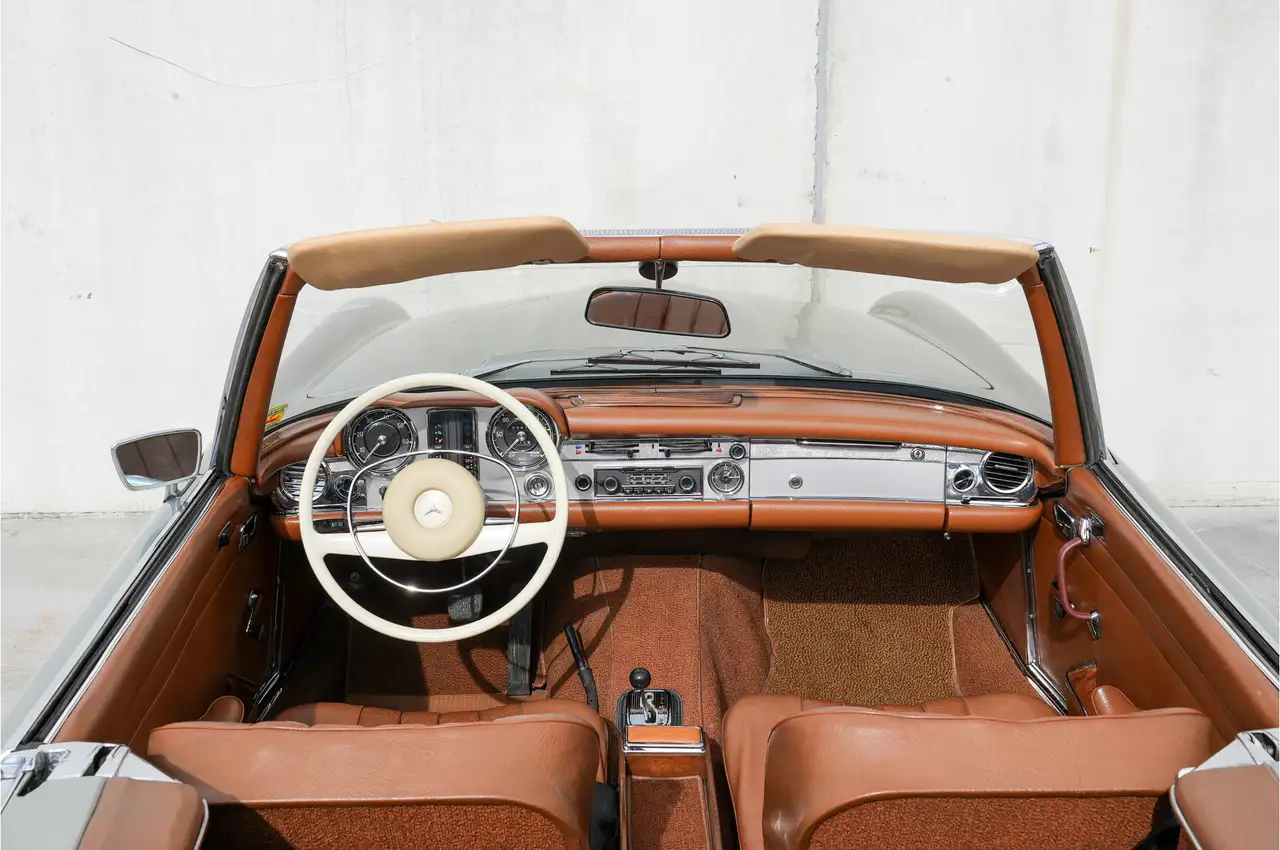 Mercedes-Benz SL 280 Pagode M1160, foto 2