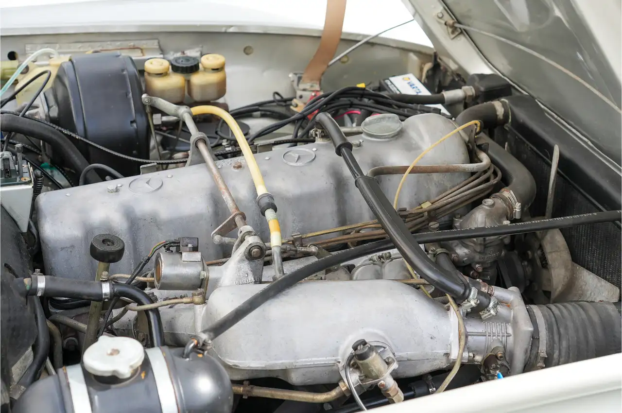 Mercedes-Benz SL 280 Pagode M1160, foto 4
