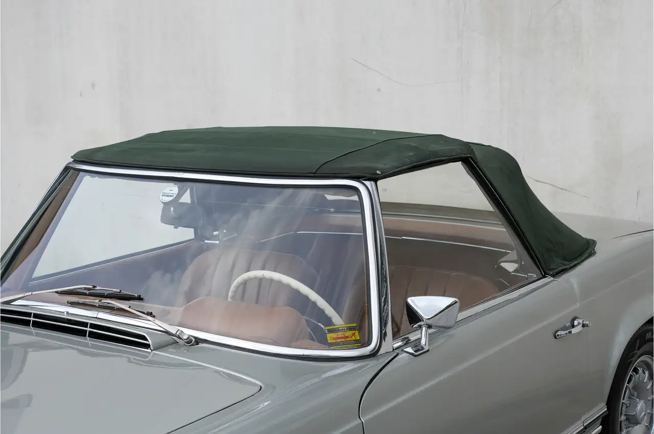 Mercedes-Benz SL 280 Pagode M1160, foto 11