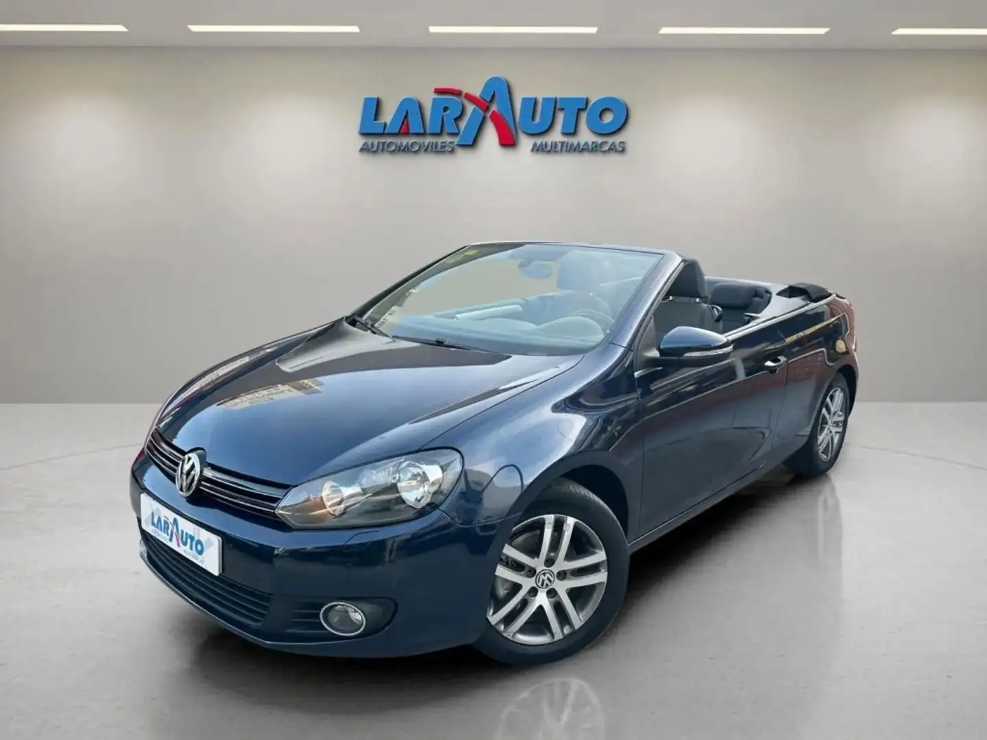 Volkswagen Golf Cabrio 1.6TDI CR BMT 105 Azul - 1
