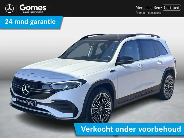 Mercedes-Benz EQB 300 4MATIC AMG Line 7p. 67 kWh | Panoramadak | Apple C
