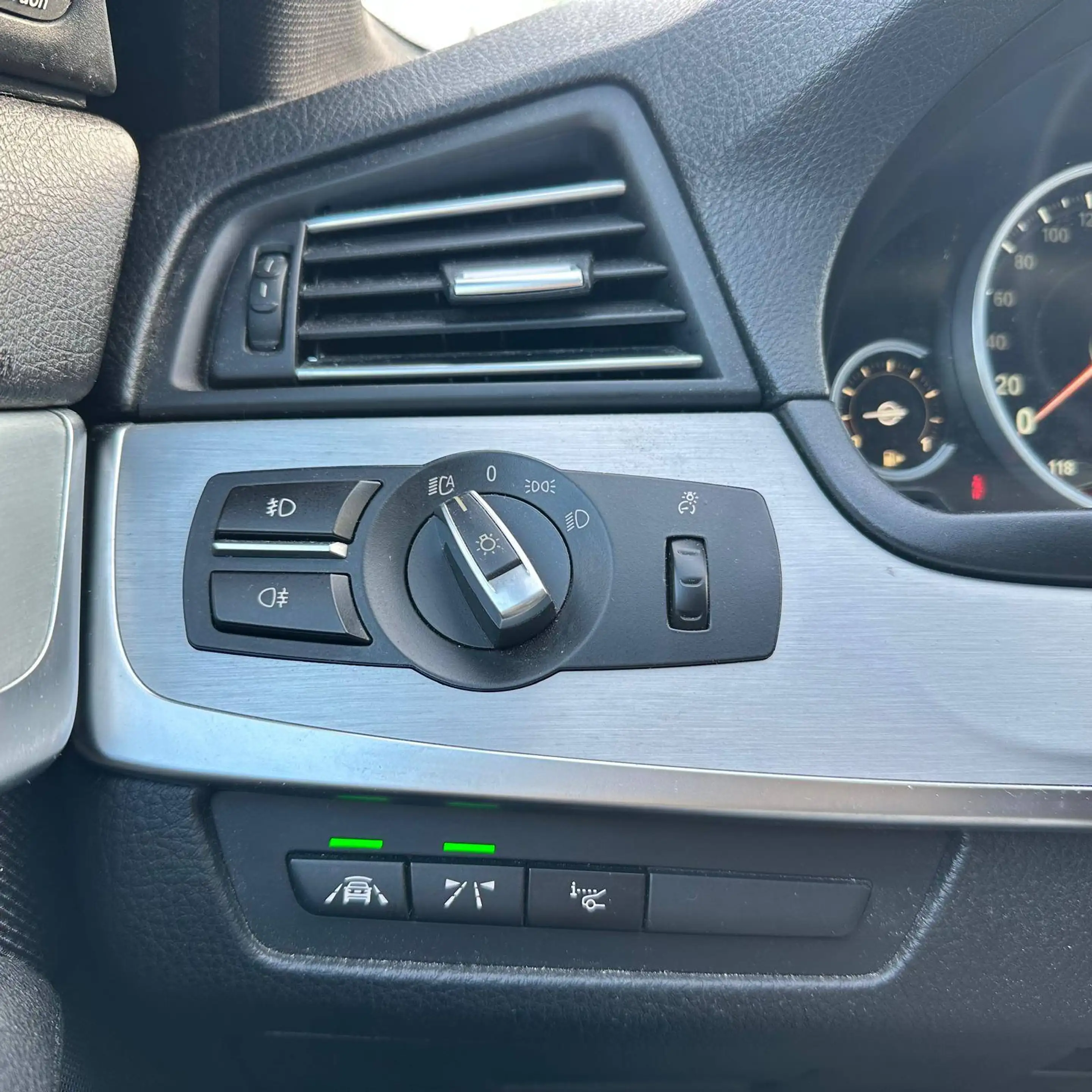 BMW 520 520d xDrive HEAD-UP* H/K * DIGITAL TACHO — photo 11