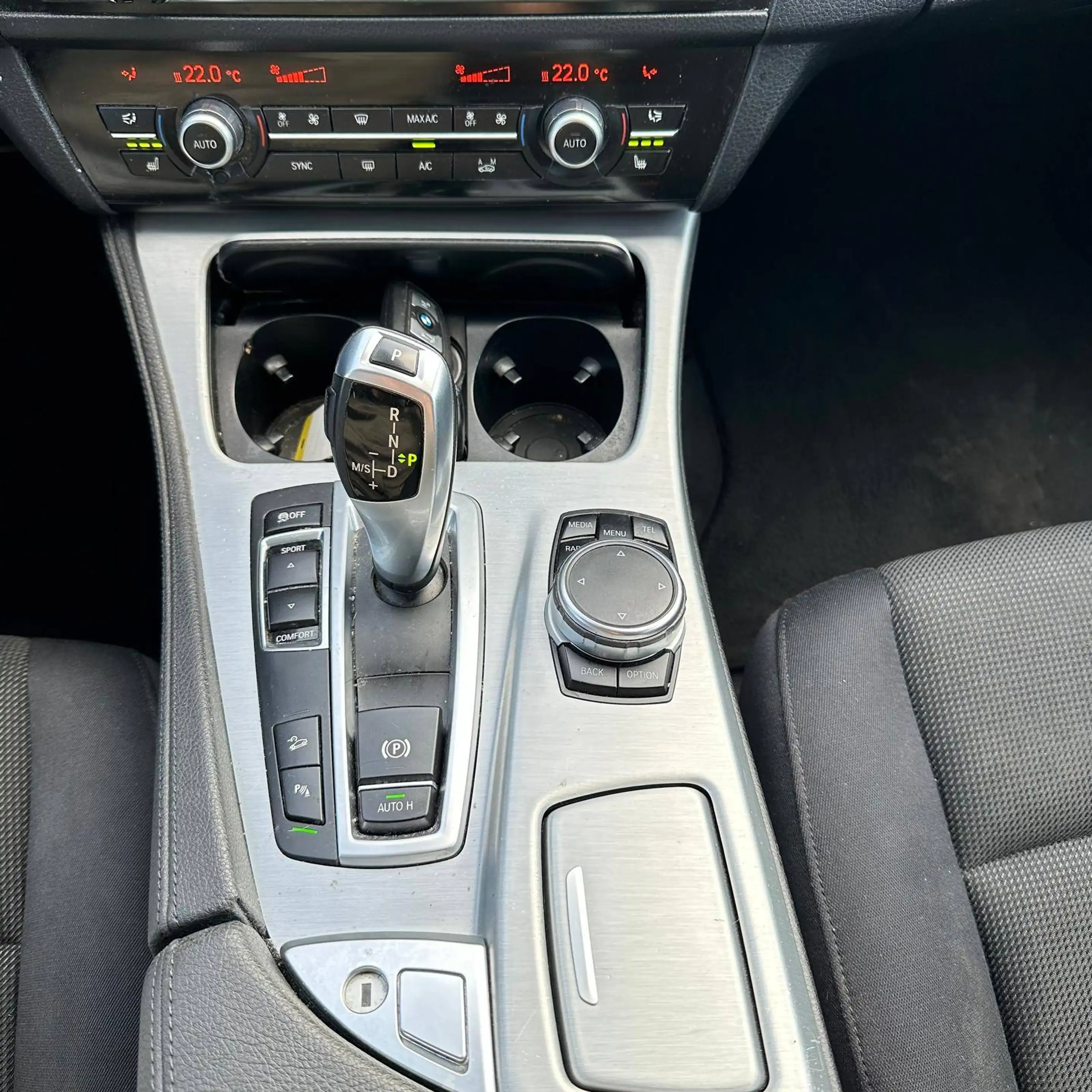 BMW 520 520d xDrive HEAD-UP* H/K * DIGITAL TACHO — photo 13