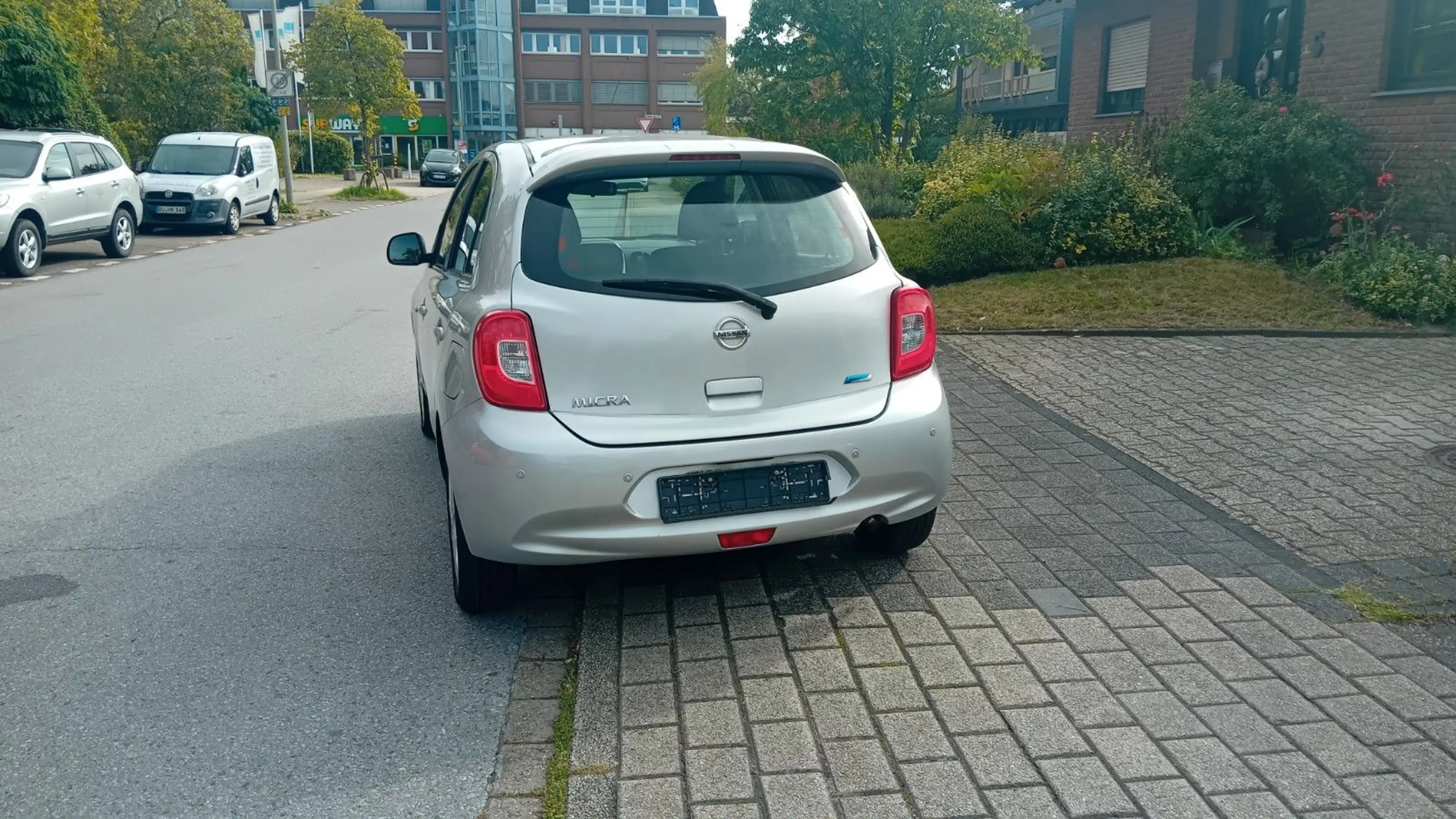 Nissan Micra 1,2 "Klima,PDC,Navi,Bluetooth,53.350tkm" — photo 9