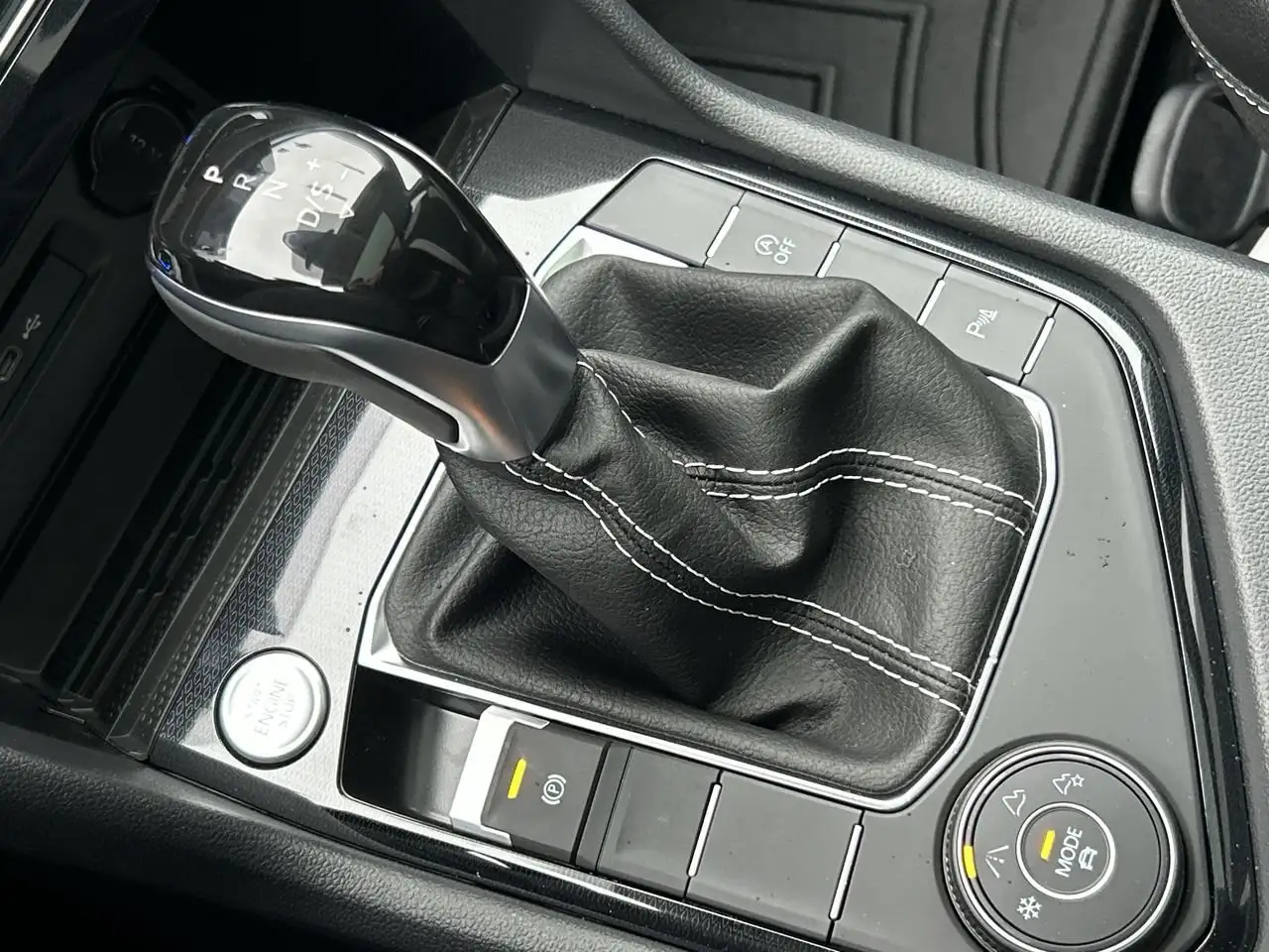 Volkswagen Taos снимка Volkswagen Taos