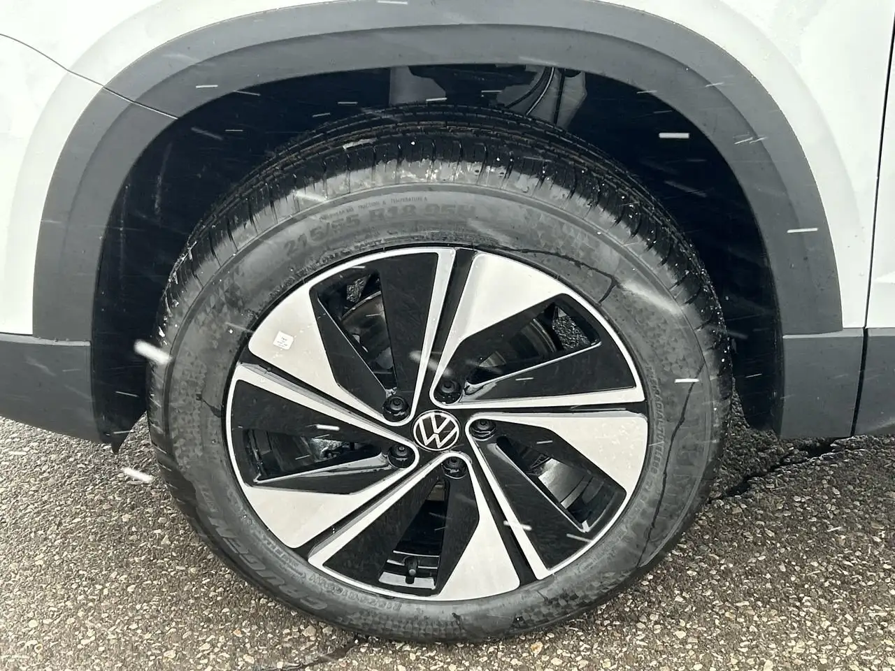Volkswagen Taos снимка Volkswagen Taos