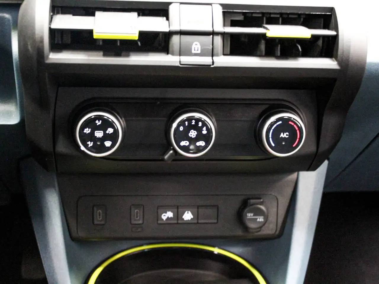 Fiat Grande Panda 2026 — фото 15