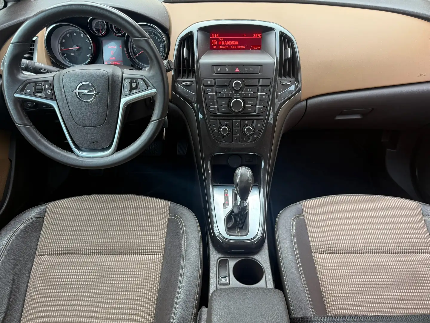 Opel Astra 1.4 Turbo Cosmo 140pk AUTOMAAT | AIRCO | TREKHAAK Gris - 2