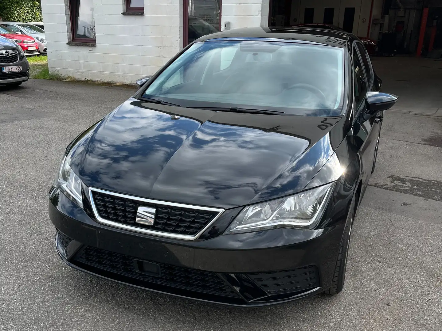 SEAT Leon 1.4 TGI CNG Move! Noir - 1