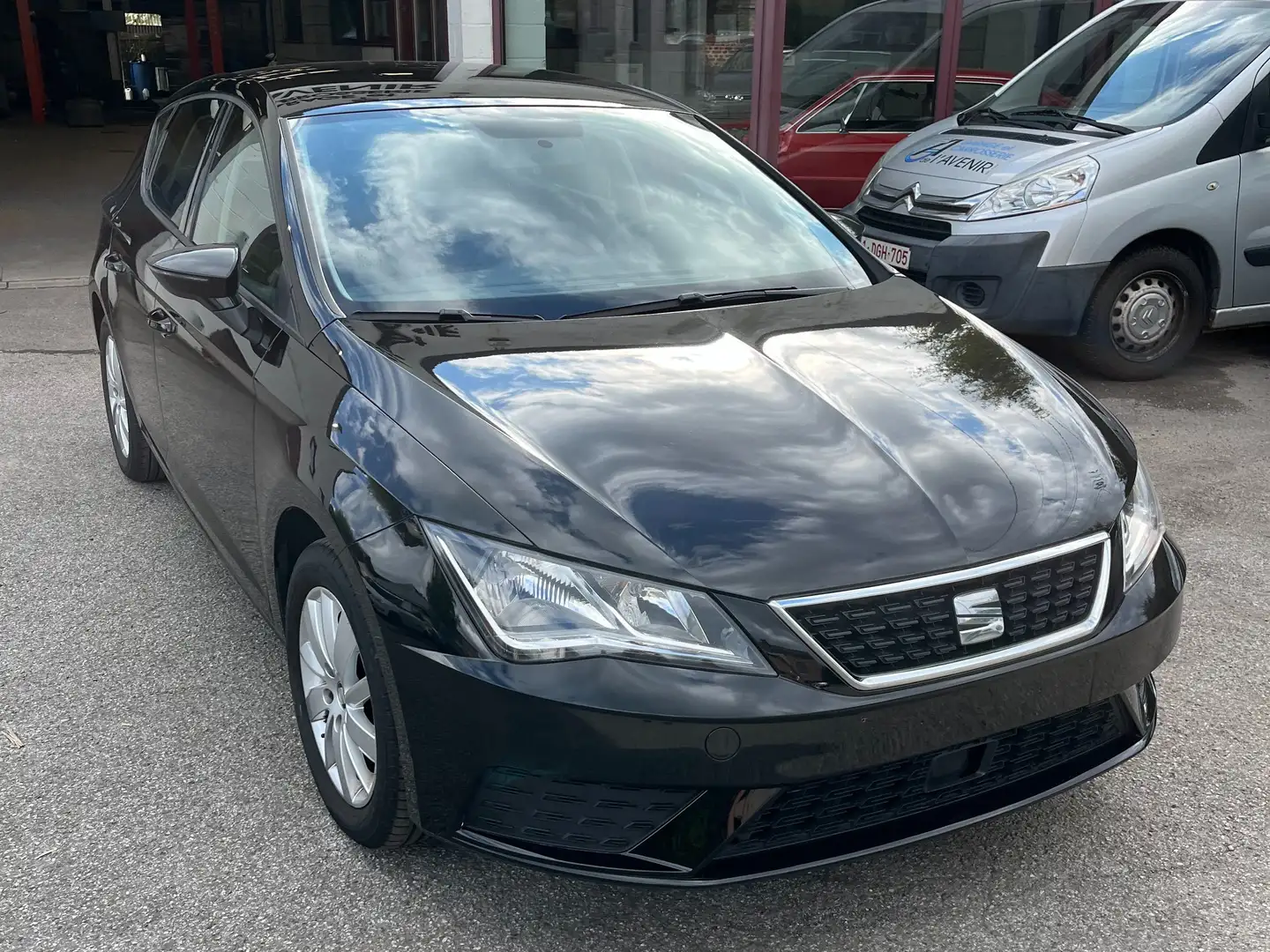 SEAT Leon 1.4 TGI CNG Move! Noir - 2