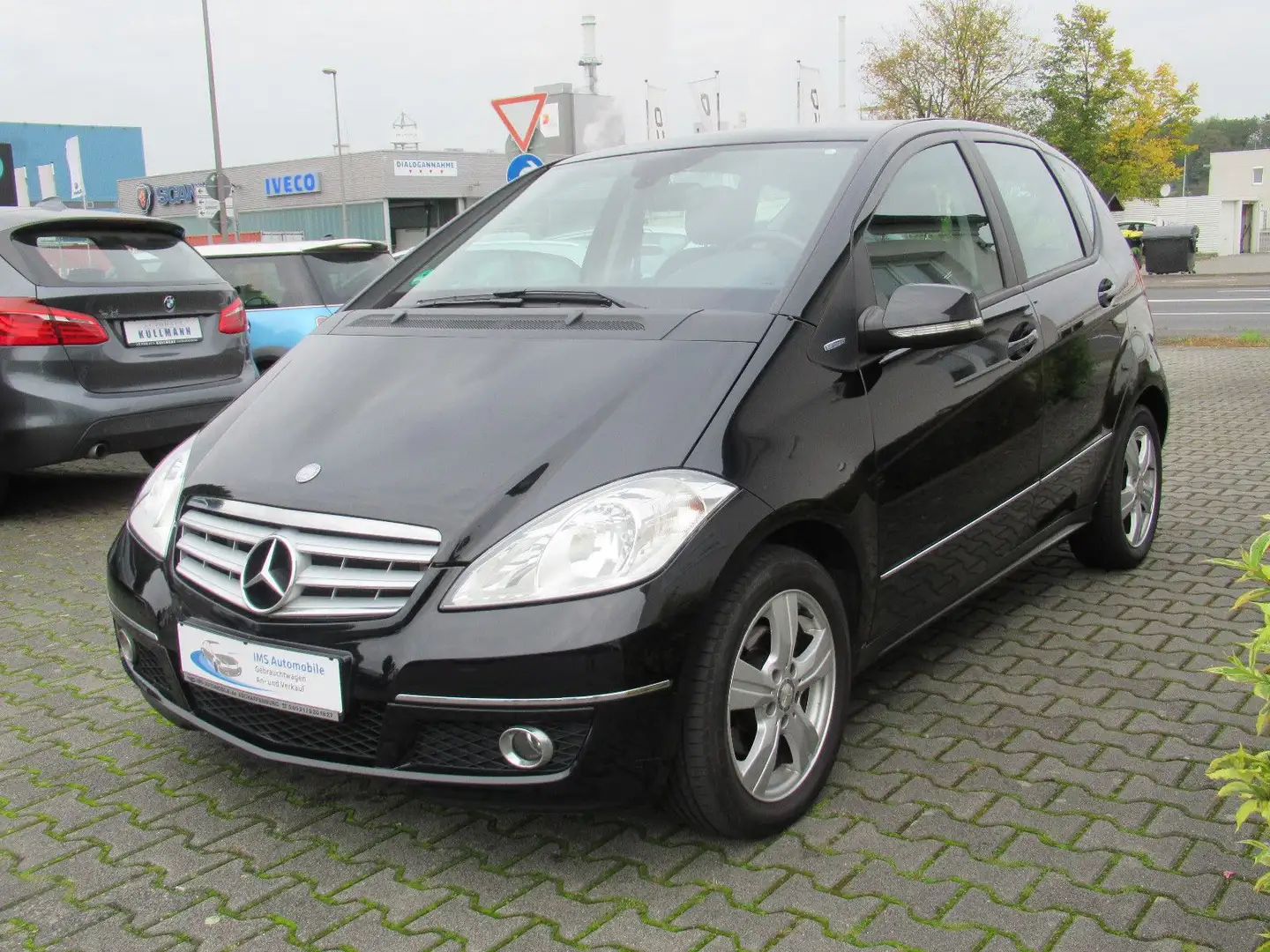 Mercedes-Benz A 160 *AHK*SHZ*TÜV 06/27*Händler* Schwarz - 2