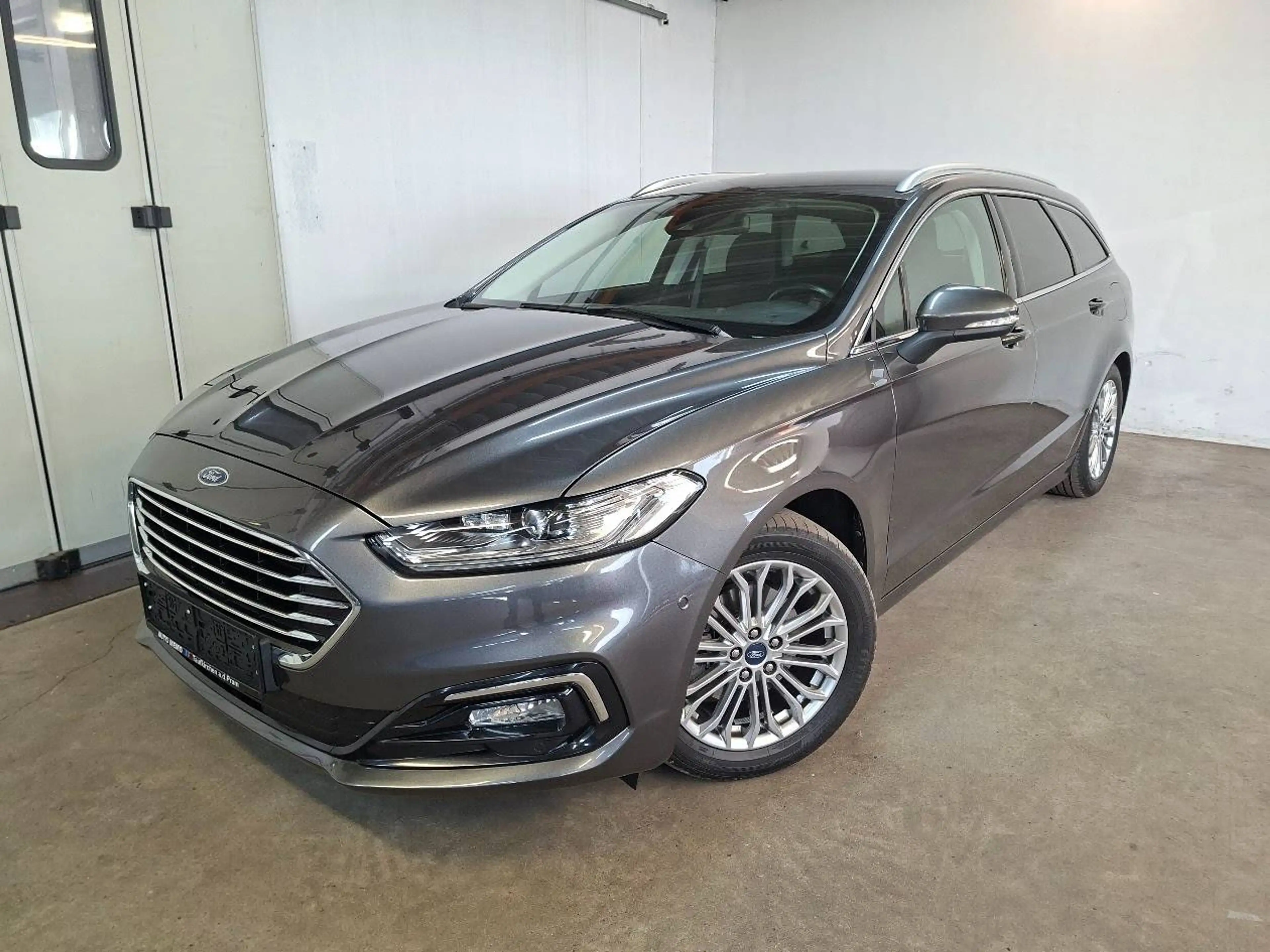 Ford Mondeo Kombi 2.0 EcoBlue Titanium, AHK, ACC, LED, Kamera