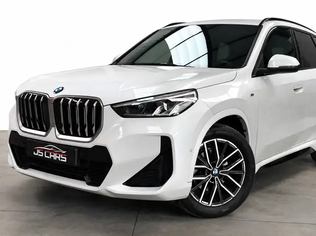 BMW X1 view 2