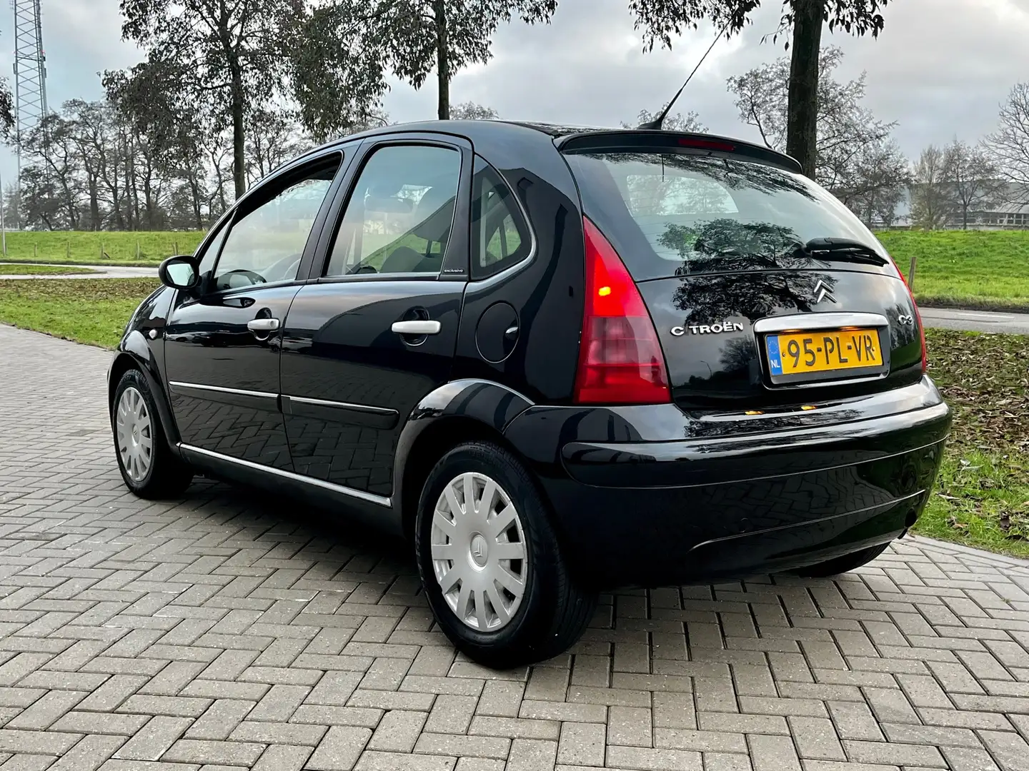 Citroen C3 1.4i Exclusive Clima INRUILKOOPJE |NIEUWE APK Noir - 2