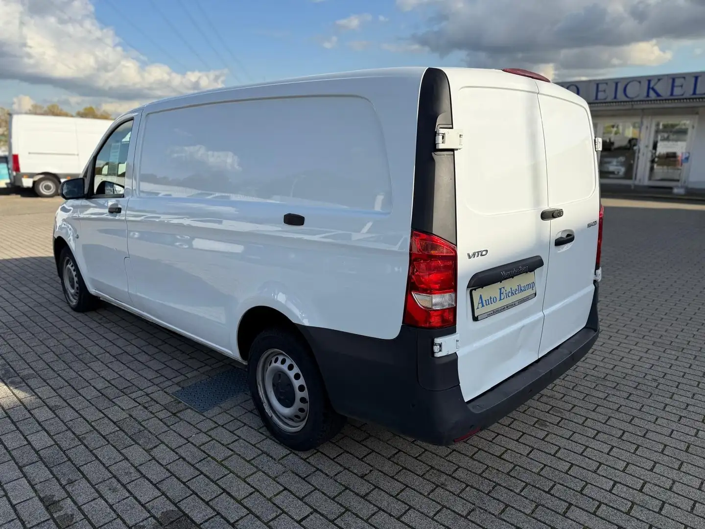 Mercedes-Benz Vito 116 BT 9G Kasten lang KAMERA NAVI KLIMA SHZ 3SITZE White - 2