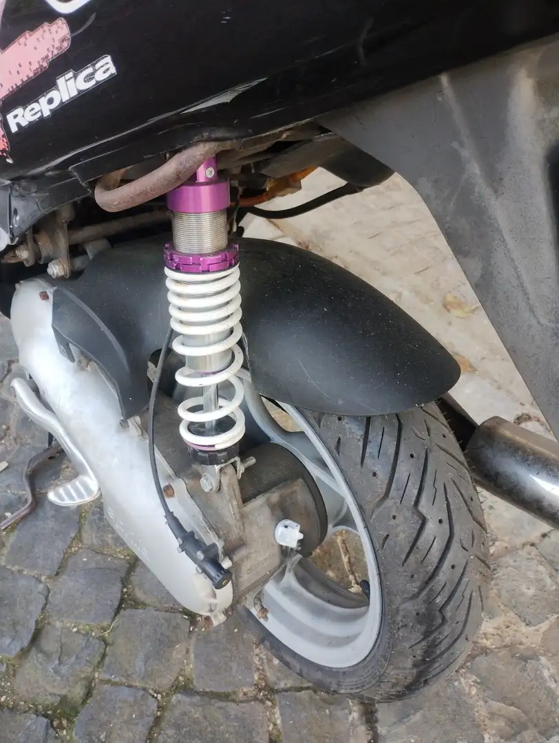 Aprilia SR 50 sr replica max Biagi, Fekete - 2