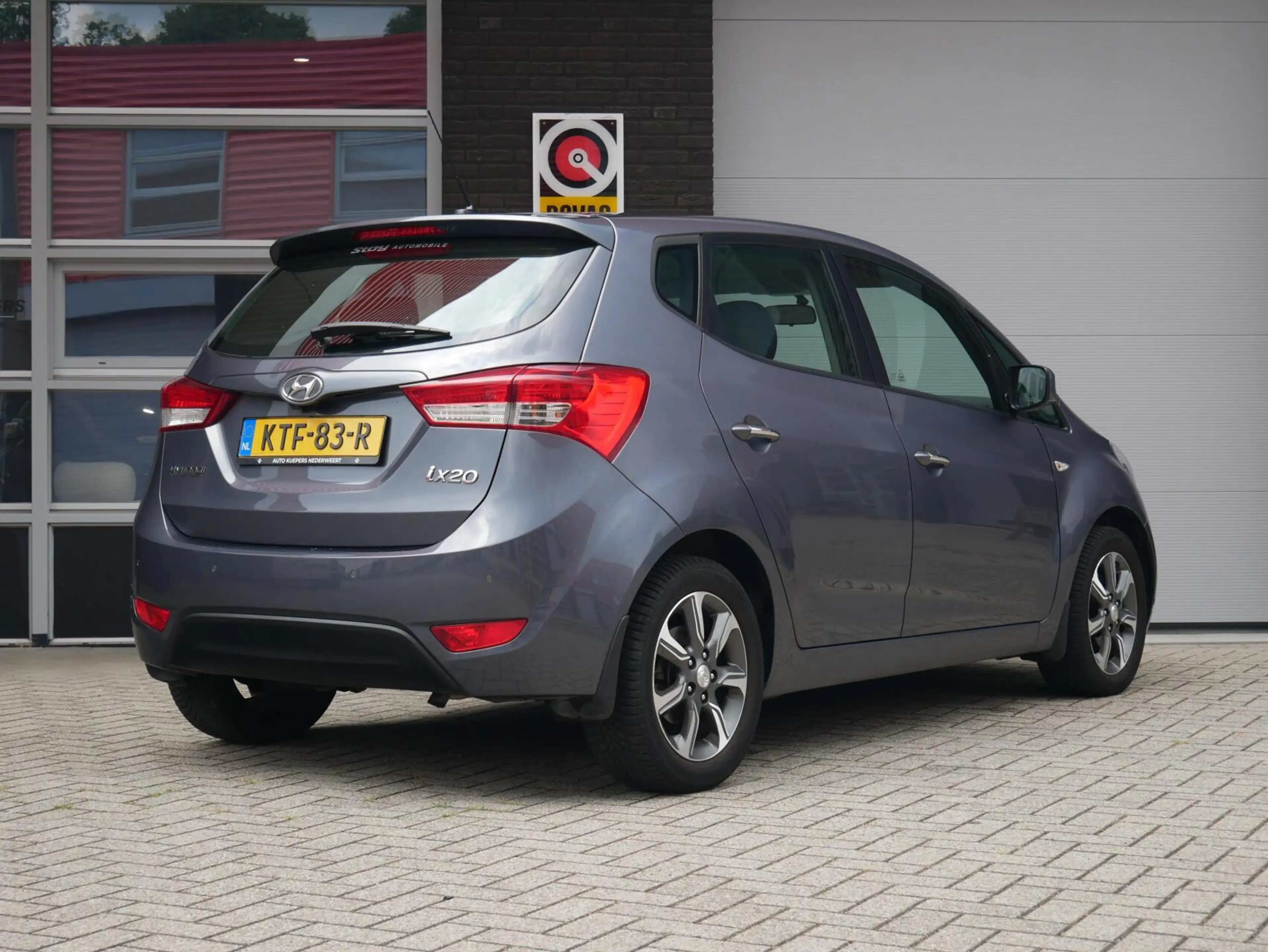 Hyundai iX20 1.6i Premium Camera| Cruise| Navi+BT — photo 11