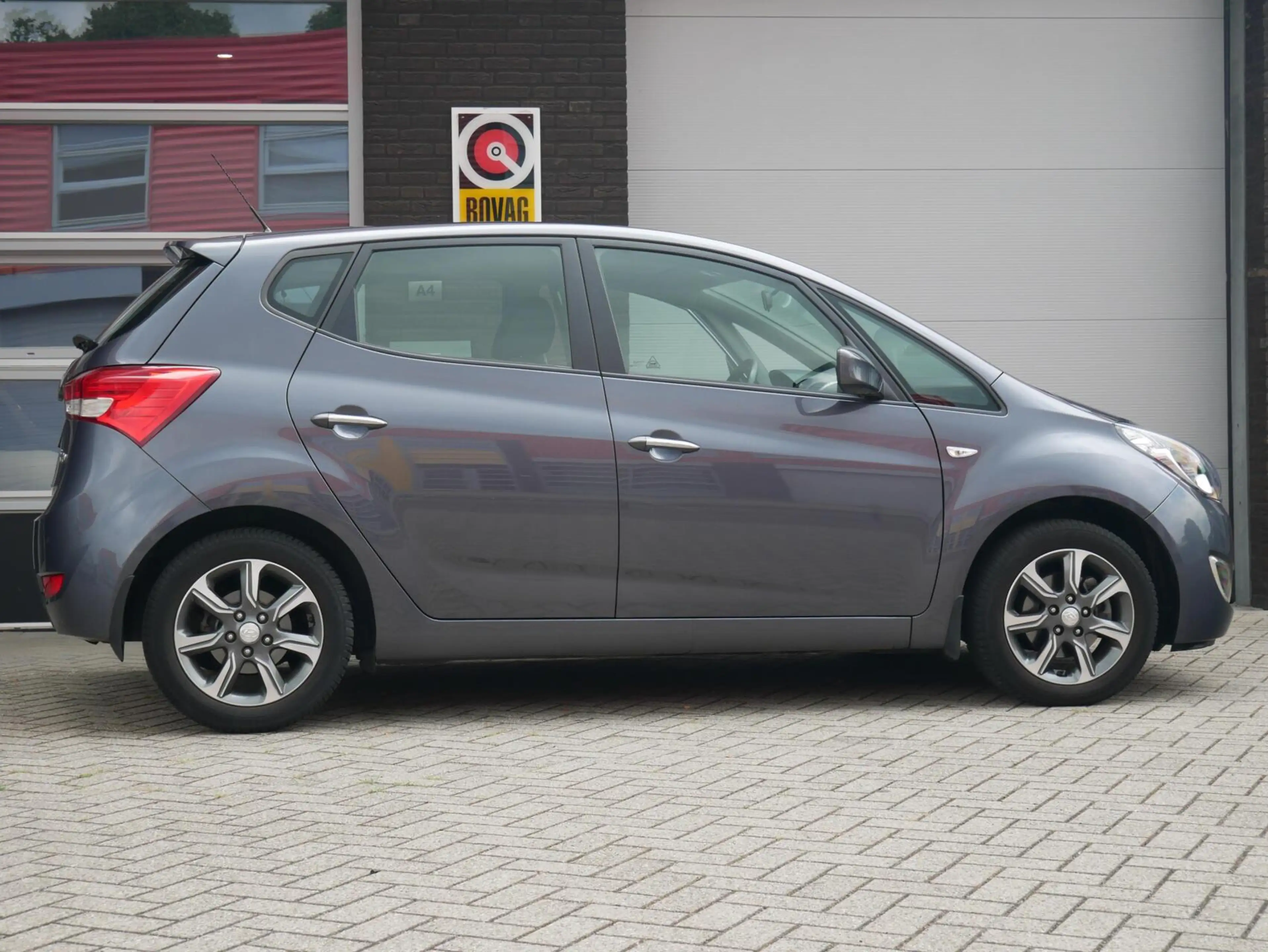 Hyundai iX20 1.6i Premium Camera| Cruise| Navi+BT — photo 30