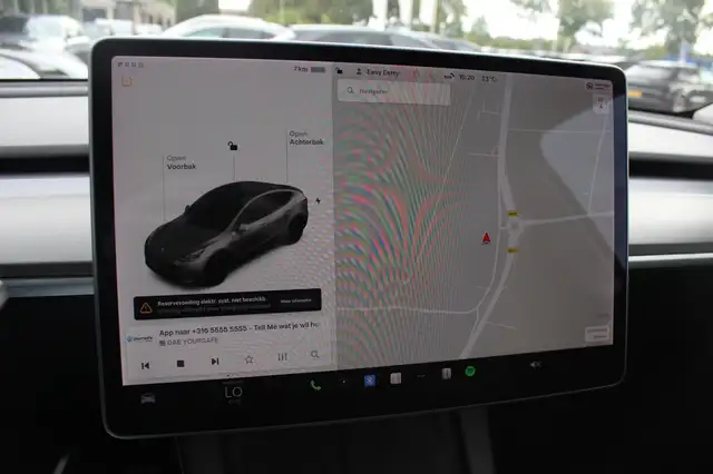 Tesla Model Y view 19