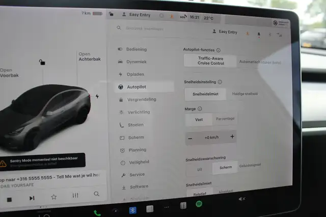 Tesla Model Y view 26