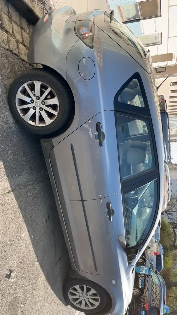 Mazda 3 Comfort - 2