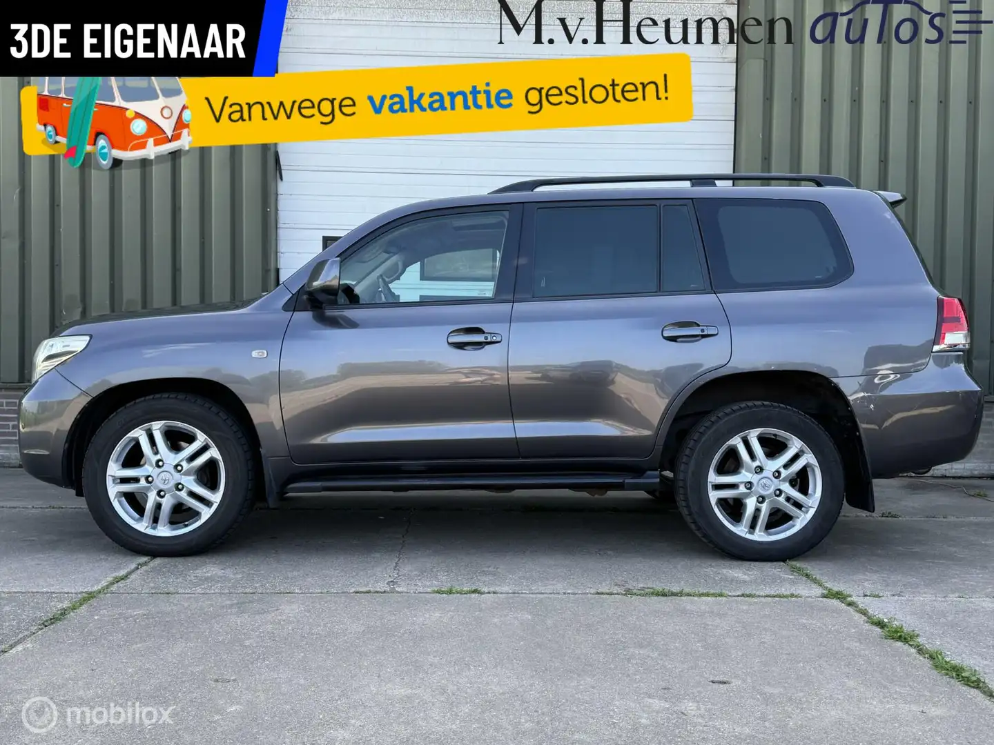 Toyota Land Cruiser LandCruiser V8 4.5 D-4D Executive 7p. Grau - 2
