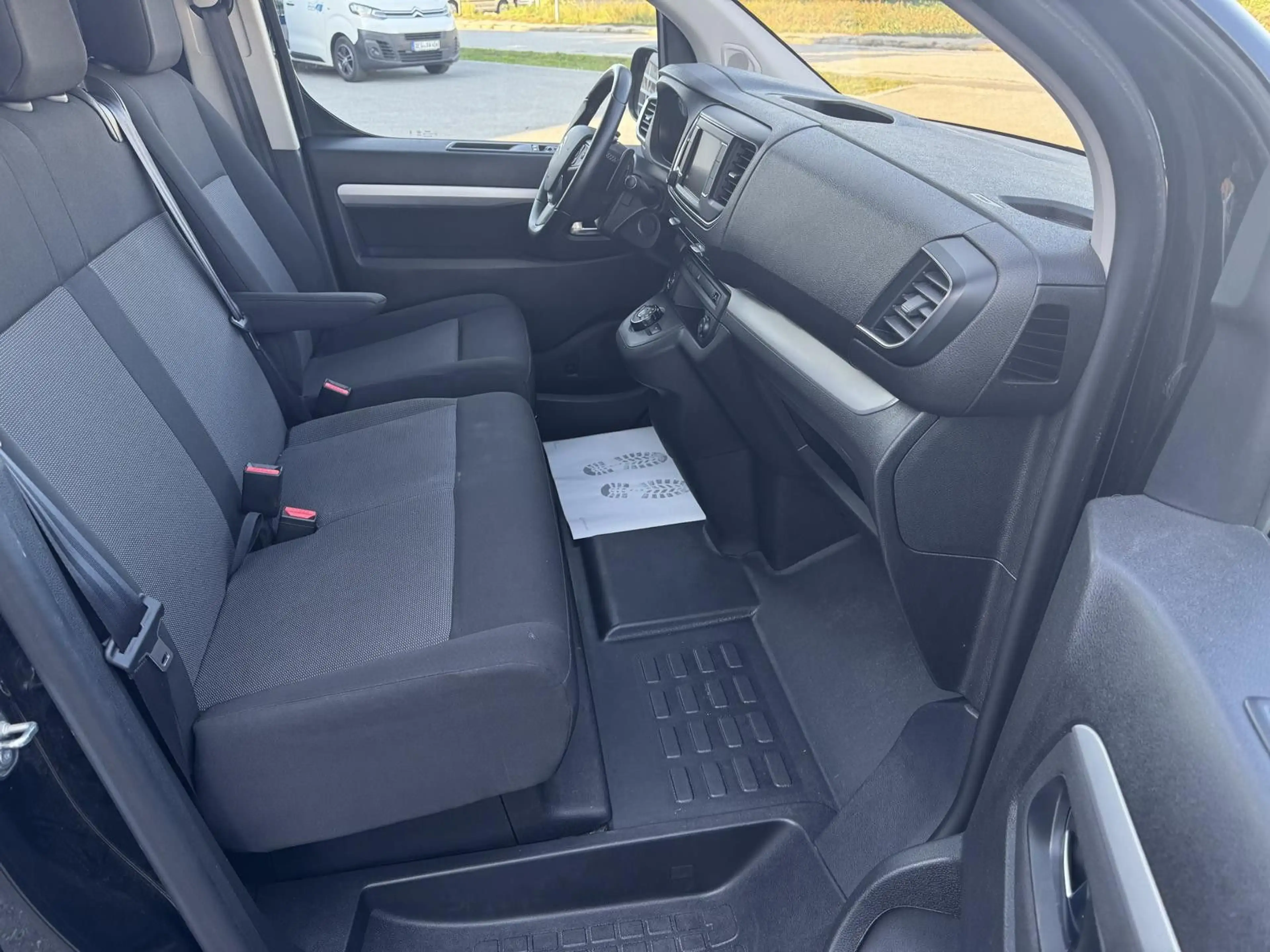 Citroen Spacetourer Plus XL 2.0 D Automatik 9-Sitze MwSt — photo 12