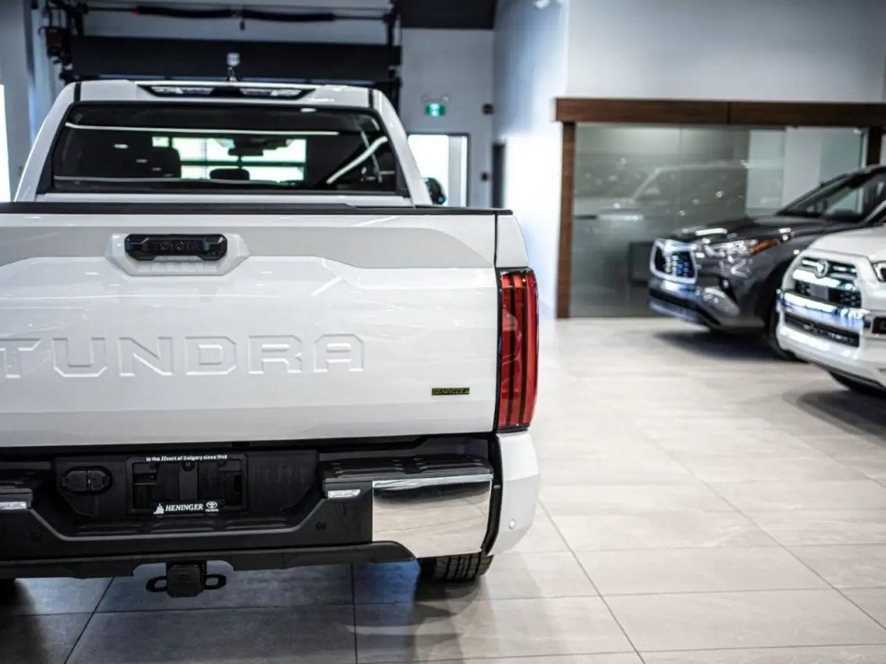 Toyota Tundra снимка Toyota Tundra
