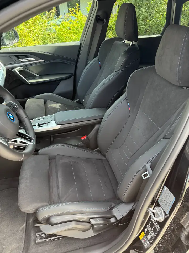 BMW iX1 2026