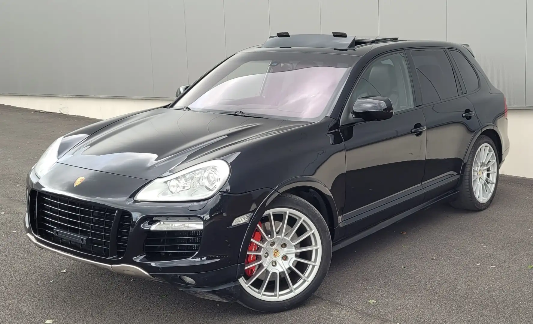 Porsche Cayenne Turbo S - 2