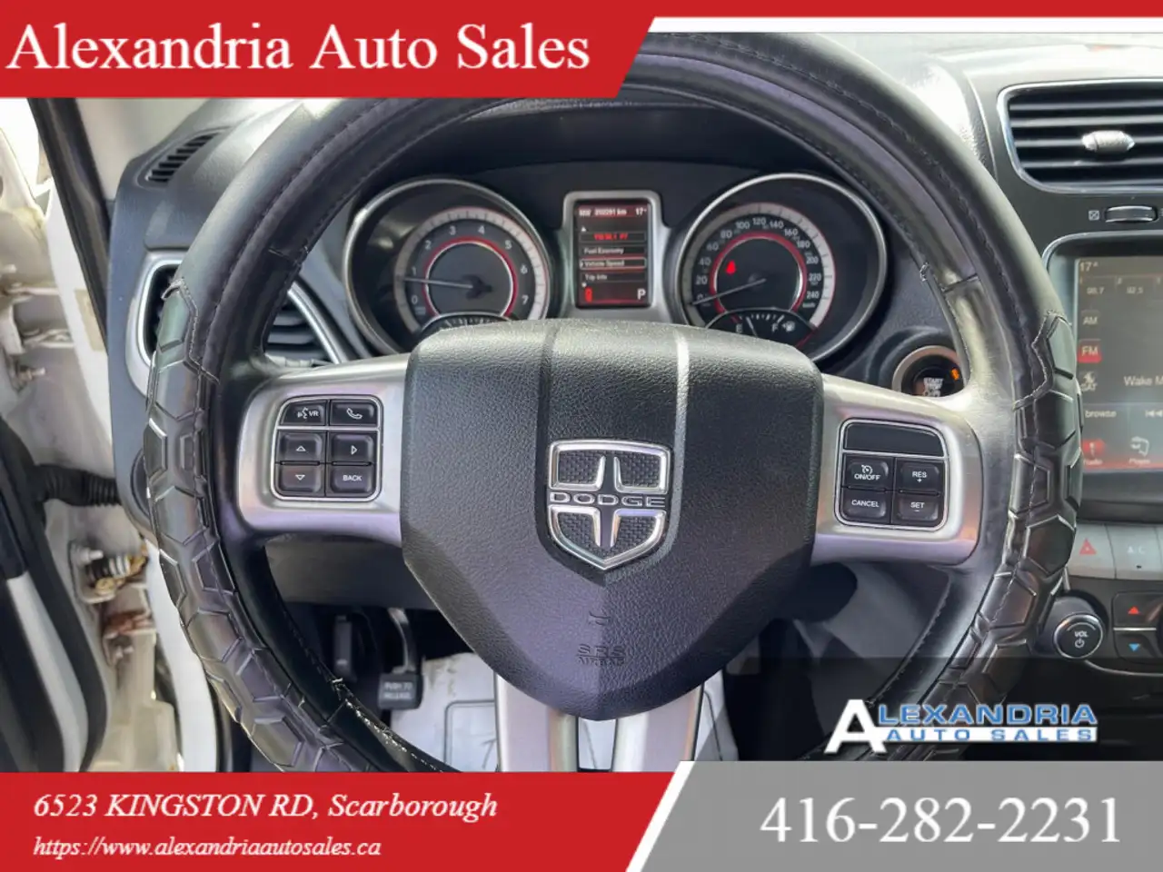 Dodge Journey снимка Dodge Journey