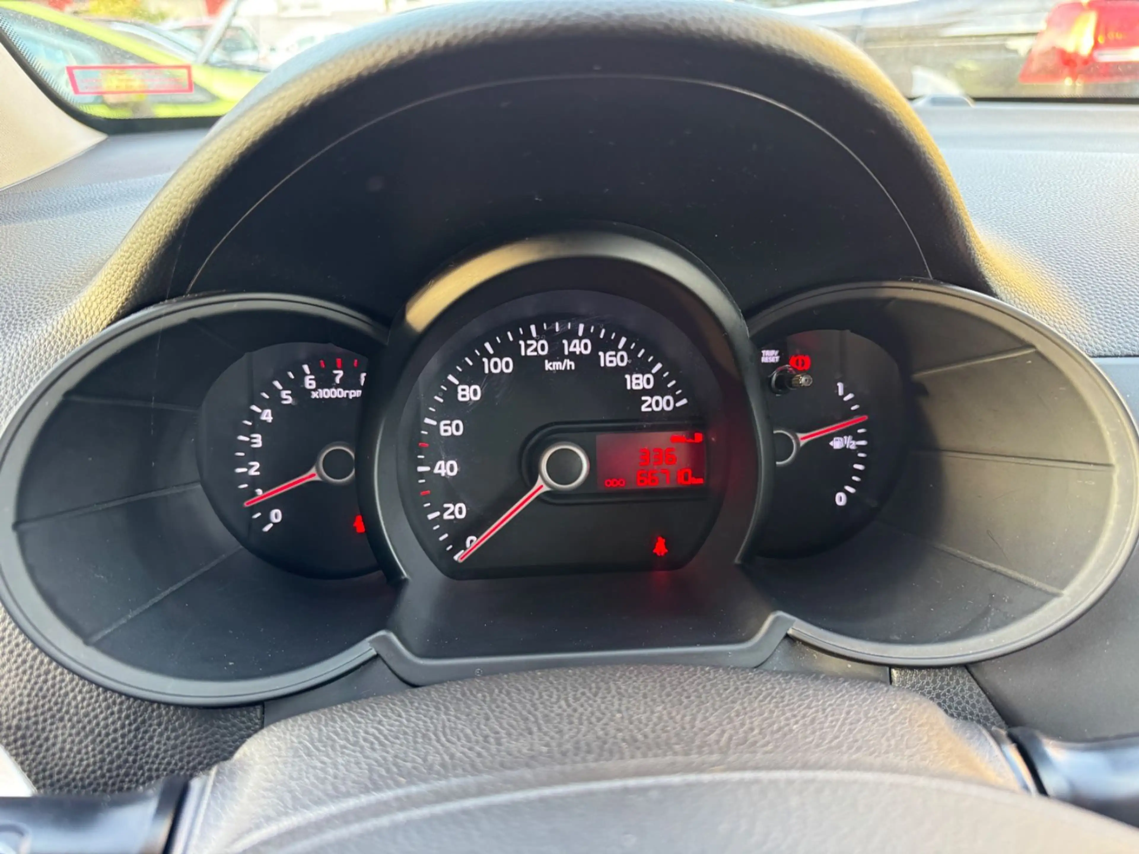 Kia Picanto FIFA World Cup Edition*TÜV NEU*WENIG KM* — photo 12