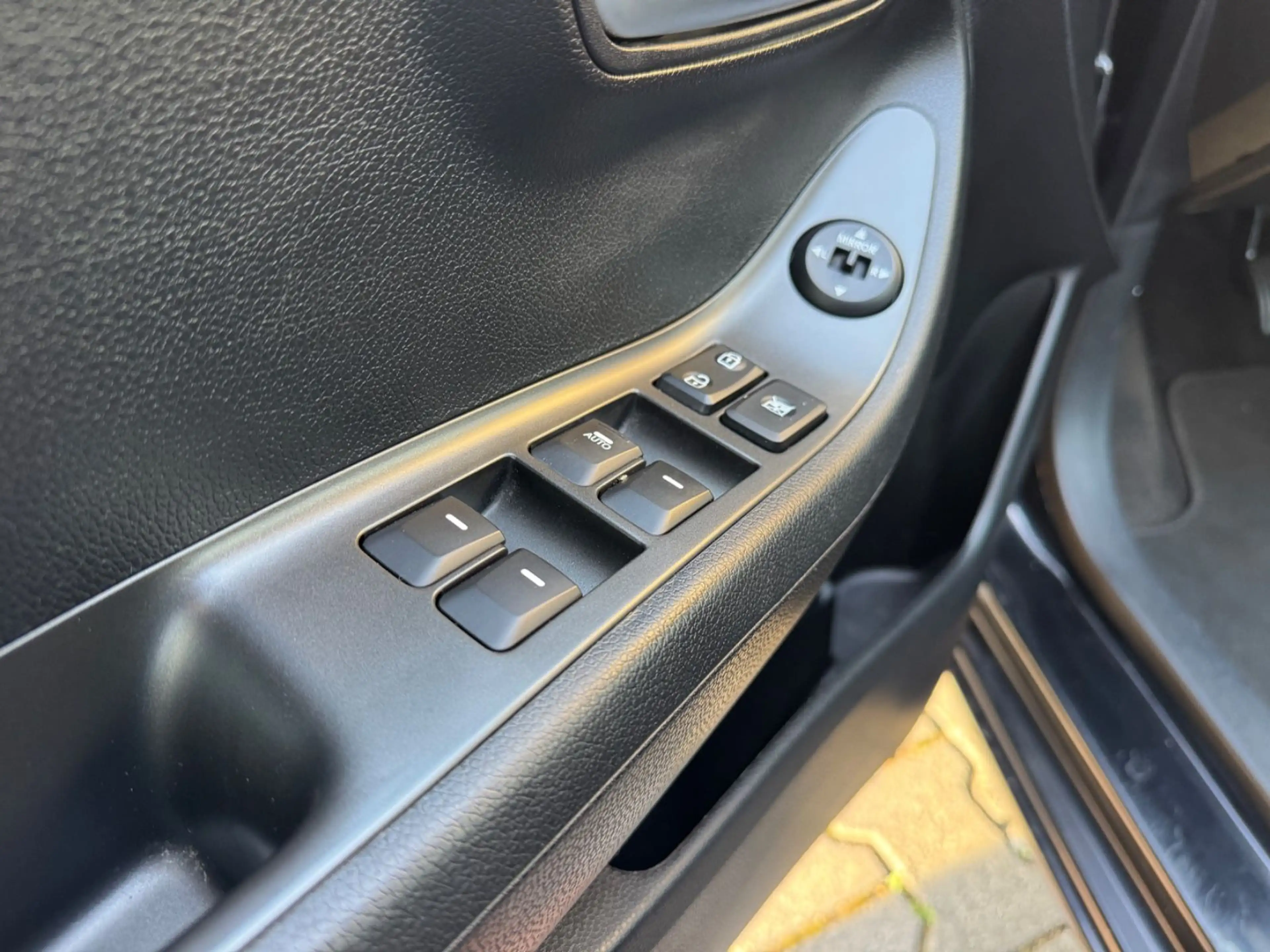 Kia Picanto FIFA World Cup Edition*TÜV NEU*WENIG KM* — photo 15