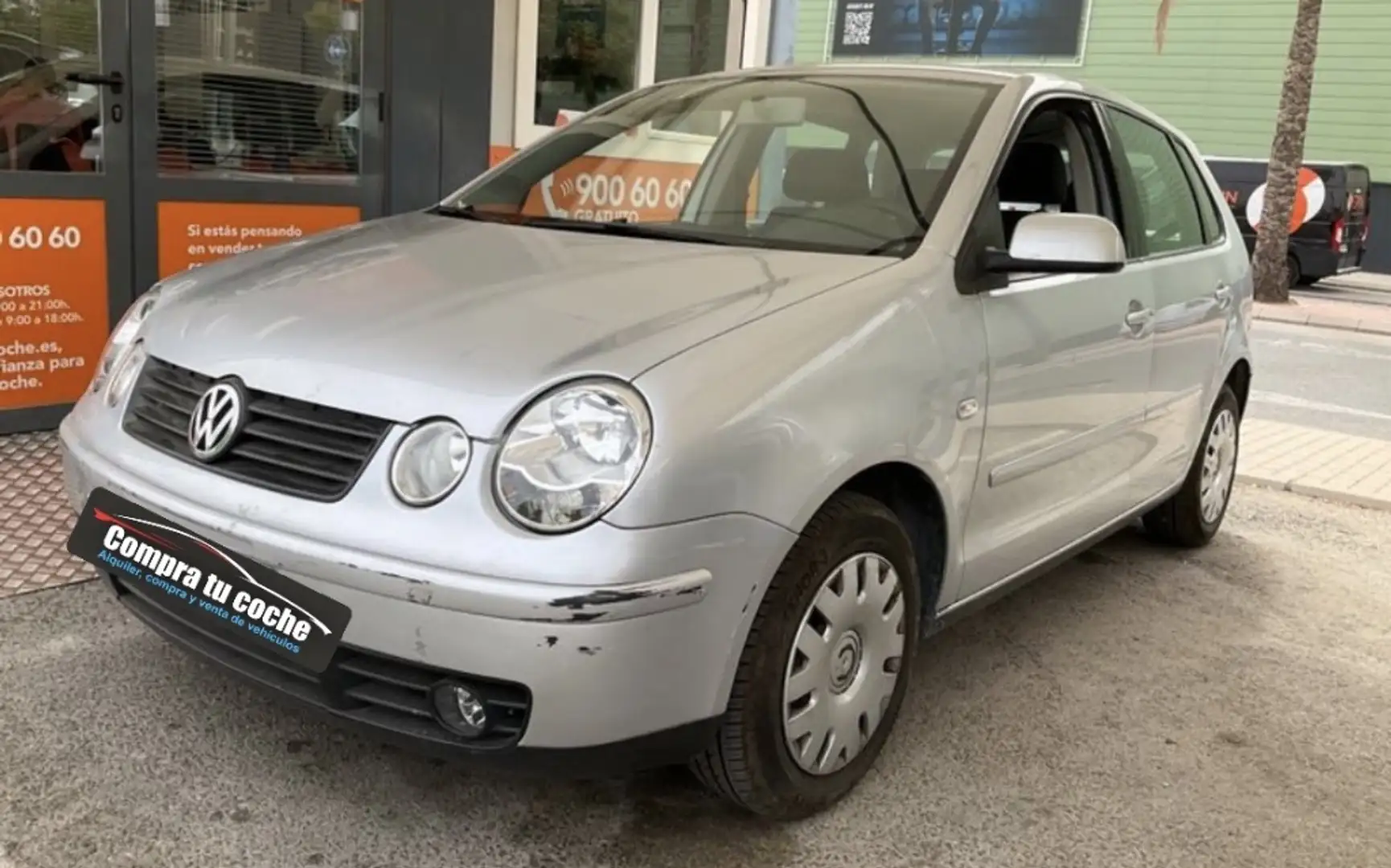 Volkswagen Polo 1.4 Trendline Grau - 2