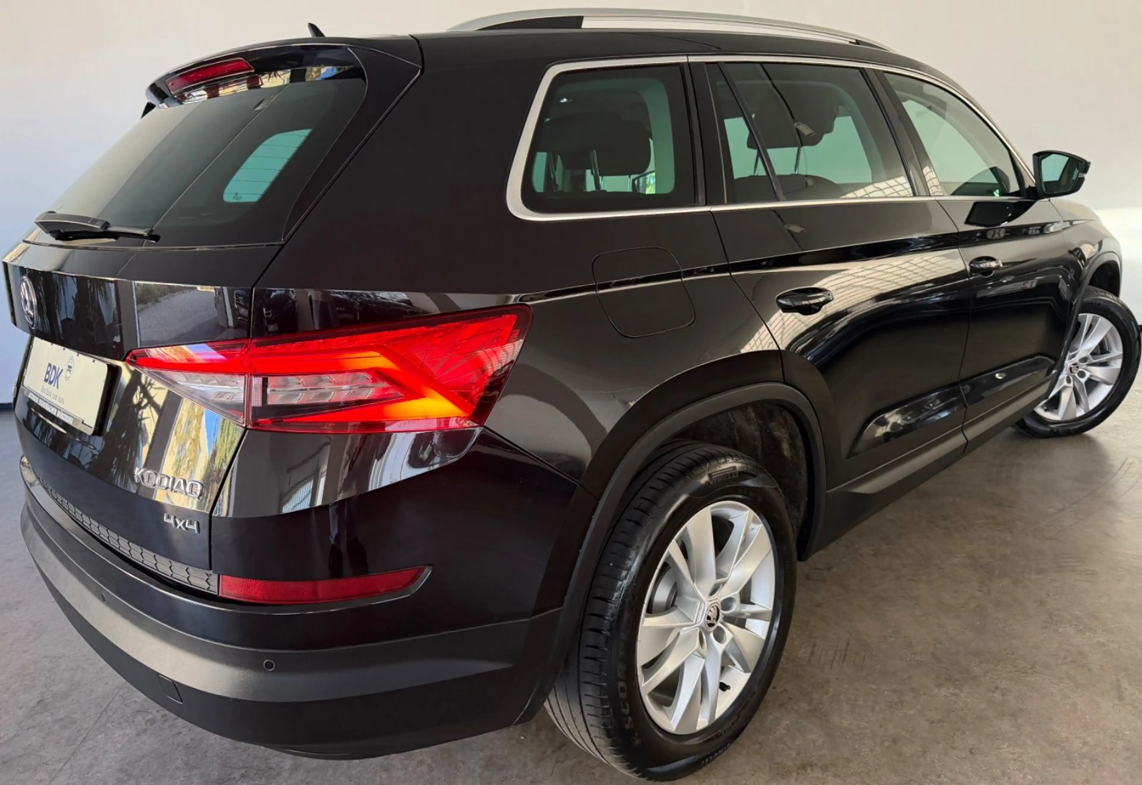 Skoda Kodiaq Style 4x4 2.Hand AHK Pano ACC Cam CarPlay — photo 3